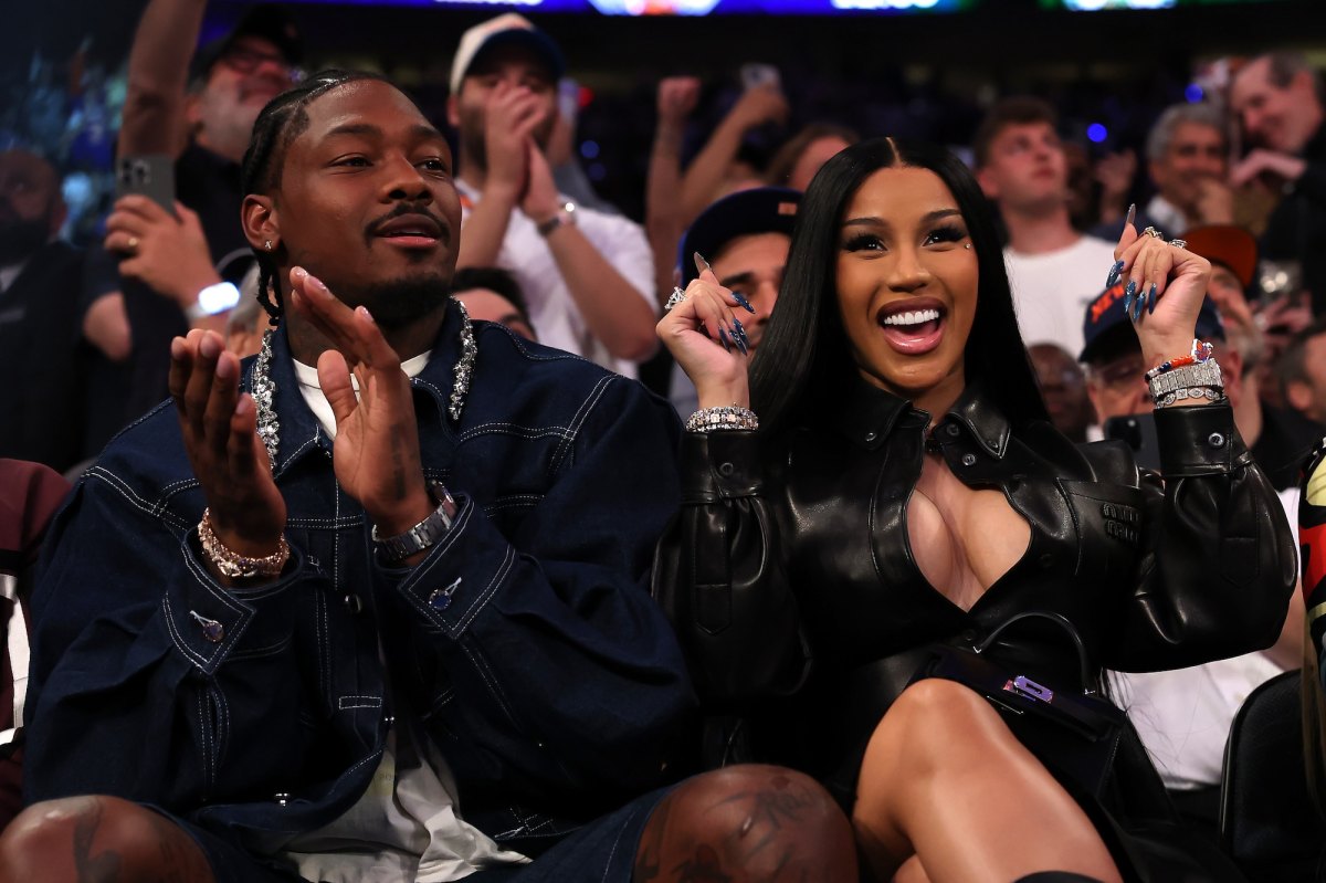 Cardi B Screams Watching Stefon Diggs’ New England Patriots Playoff Win Against Houston Texans
