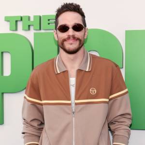 Pete Davidson Will Host His Own Weekly Video Podcast ‘The Pete Davidson Show’ in His Garage