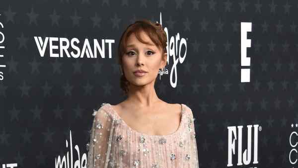 GettyImages-2254113795 ariana-grande-loses-best-supporting-actress-at-2026-critics-choice-awards