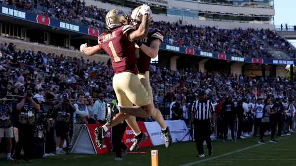 GettyImages-2254405146 Parachutist at Armed Forces Bowl Gets Caught On Wire In Scary Pregame Moment