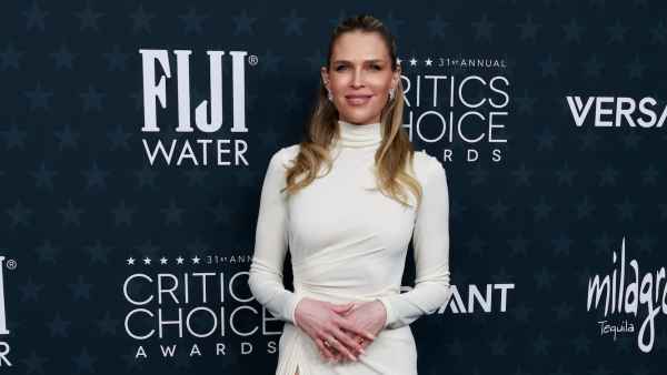 Sara Foster Laughs Off Spanx Showing at 2026 Critics Choice Awards, Reveals Who Saved Her