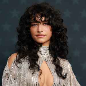 Odessa A’zion Reveals If Her Viral Hair Is a Wig or Not — and How Long It Takes Her to Style