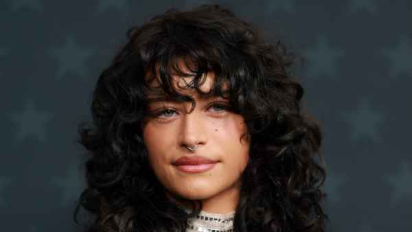 Odessa A’zion Reveals If Her Viral Hair Is a Wig or Not — and How Long It Takes Her to Style