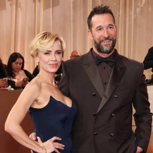 The Pitt Star Noah Wyle and Wife Saras Relationship Timeline