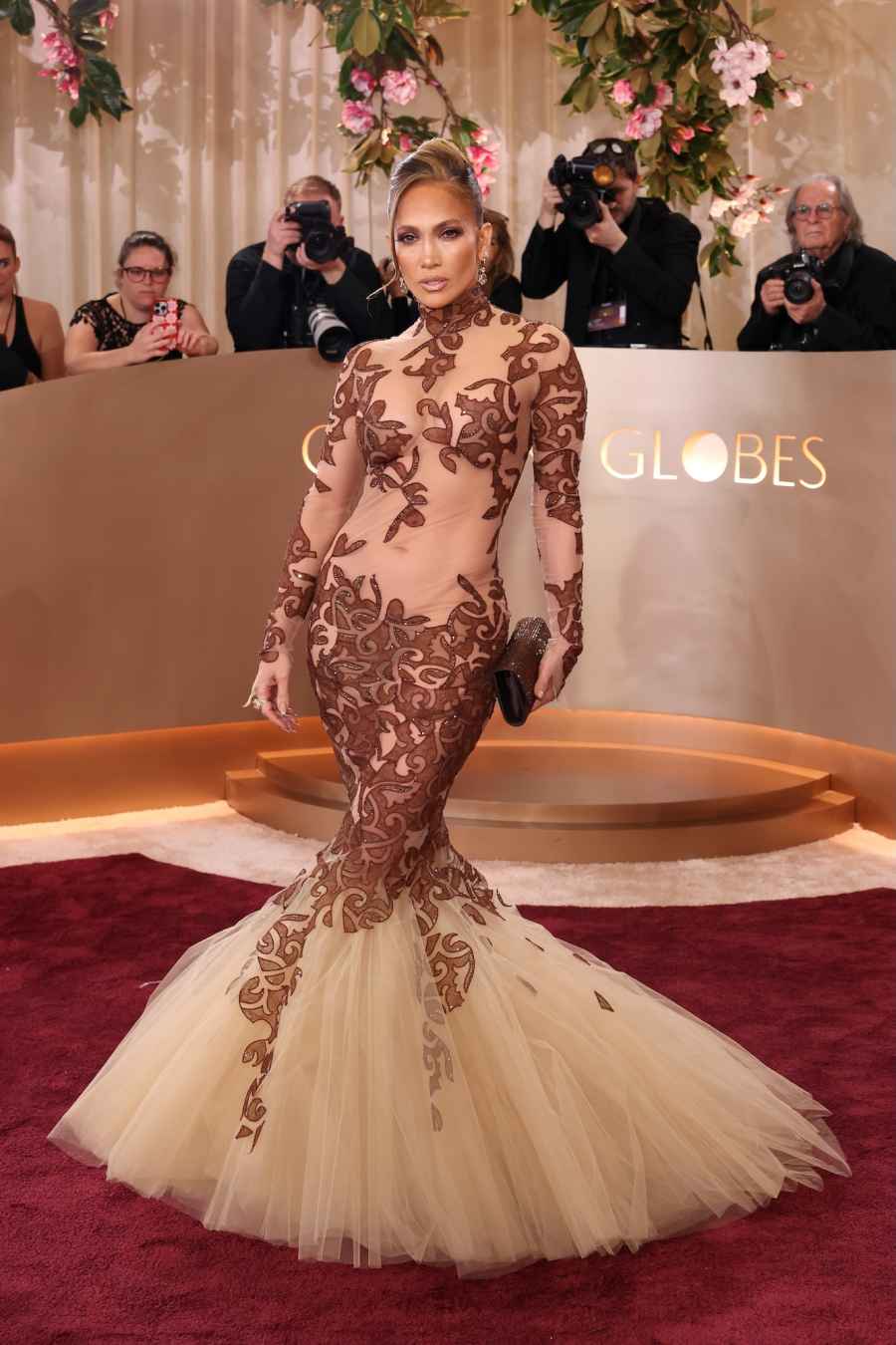 The Hottest Naked Dresses at the 2026 Golden Globes: Jennifer Lawrence, Jennifer Lopez and More