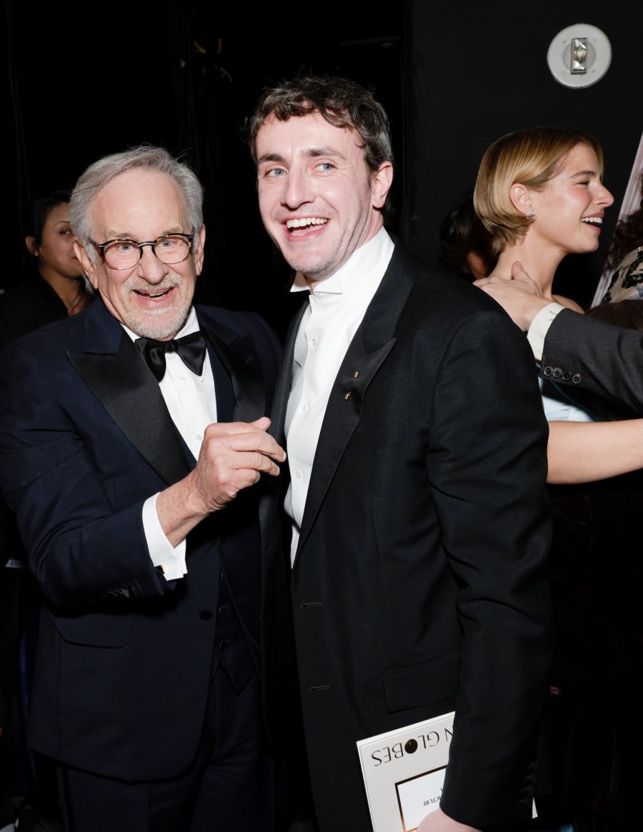 What You Didn't See on TV at the 2026 Golden Globes: PDA, Candid, Reunions