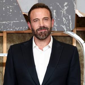 GettyImages-2256156425Ben-Affleck-Defends-Taking-His-Shirt-Off-For-No-Reason-in-The-Rip.jpg