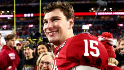 Indiana QB Fernando Mendoza Explains Why He Doesnt Have a Girlfriend