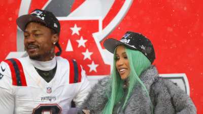 GettyImages-2258183338 cardi b reacts to patriots stefon diggs afc win