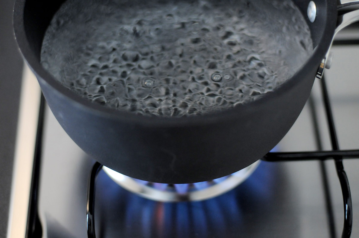 Texas Woman Threw Boiling Water on 2-Year-Old and Teen, Causing Severe Burns &lsquo;Throughout Their Bodies&rsquo;