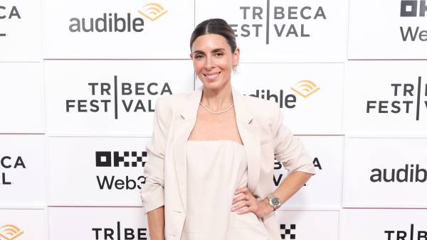 GettyImages2220009332 Stars Whose Health Issues Became TV Storylines