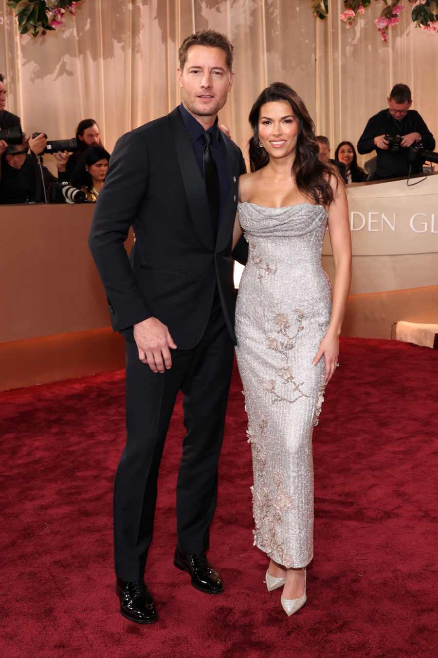 Hottest Couples at 2025 Golden Globe Awards Justin Hartley and Sofia Pernas