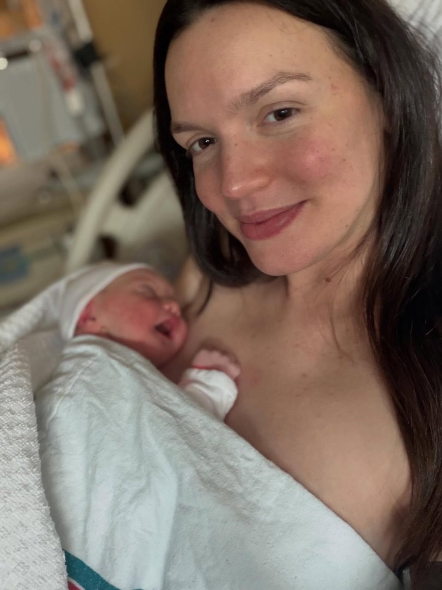 Jenn-Damiano-Babies-2026_1768001091_3806591513598713954_70208729133.