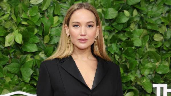 NEW YORK, NEW YORK - DECEMBER 01: Jennifer Lawrence attends the 35th Gotham Film Awards at Cipriani Wall Street on December 01, 2025 in New York City. (Photo by Dia Dipasupil/WireImage)