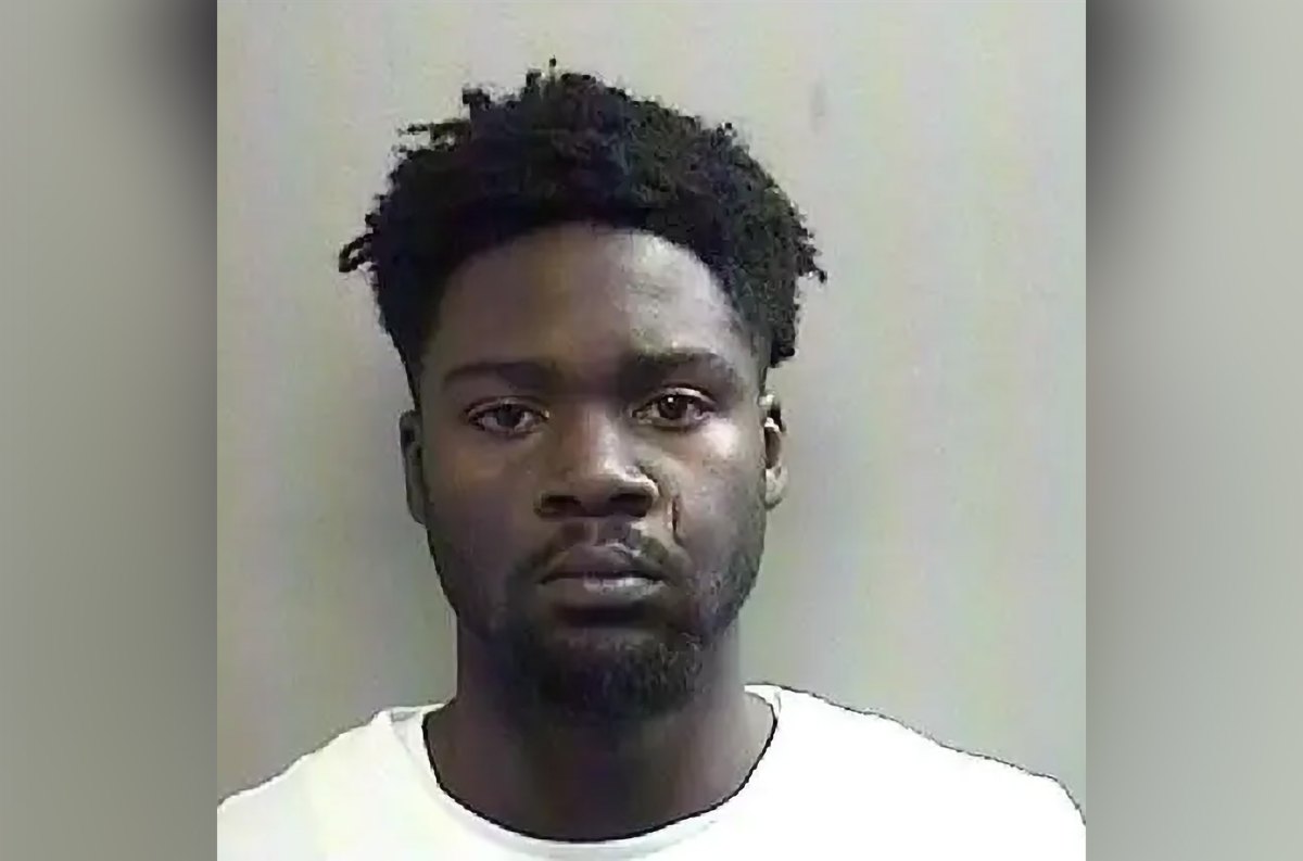 Man Breaks into Texas Apartment to Kidnap Ex Gun Down Her New Boyfriend