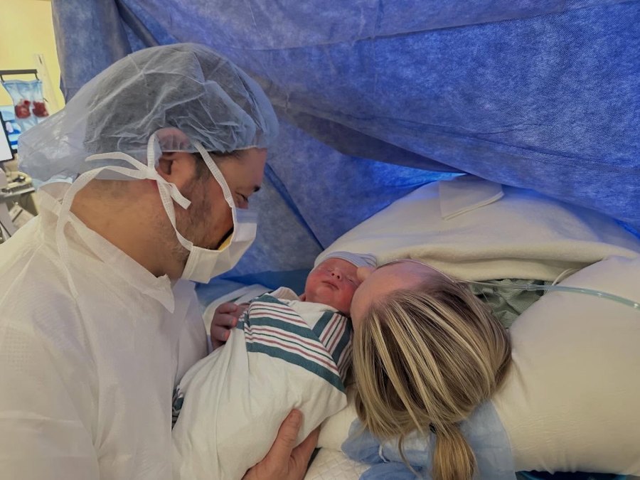 Meghan-McCain-Babies-2026_1767469091_3802128769730119993_21088427.