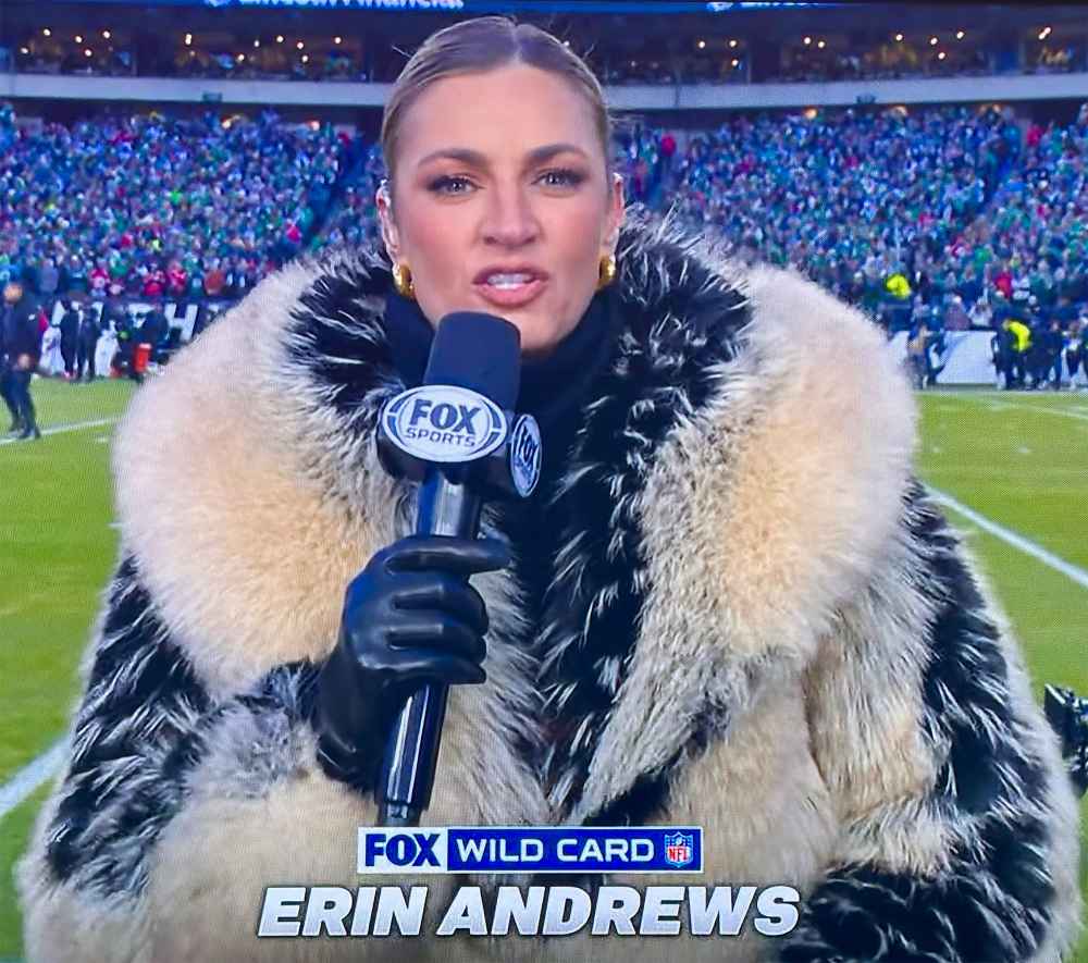 NFL Sideline Reporter Erin Andrews Fur Coat Goes Viral During 49ers Vs Eagles Playoff Game