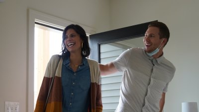 Person Of Interest In Killing Of Ohio Dentist And Wife Seen In Footage Shared By Ohio Cops