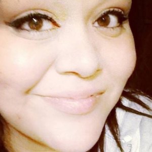 Suzette Flores