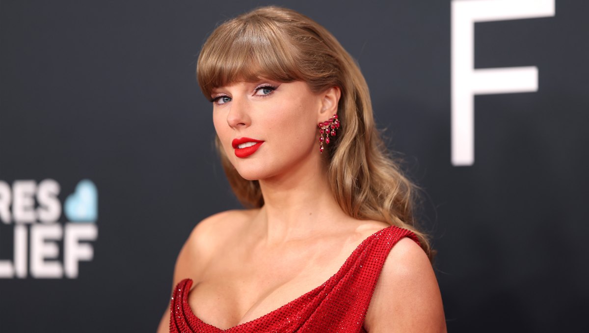 LOS ANGELES, CALIFORNIA - FEBRUARY 02: Taylor Swift attends the 67th Annual GRAMMY Awards on February 02, 2025 in Los Angeles, California. (Photo by Matt Winkelmeyer/Getty Images for The Recording Academy)