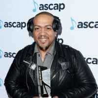 Timbaland Bio Pic GettyImages-517400396