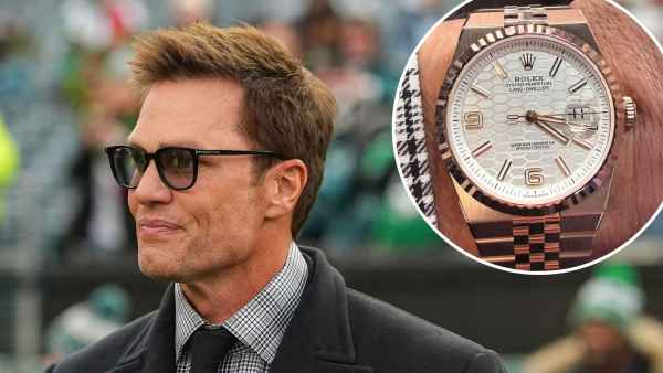 Tom Brady Flashes $51K Watch From His Collection for 49ers vs Eagles Game GettyImages-2255748491