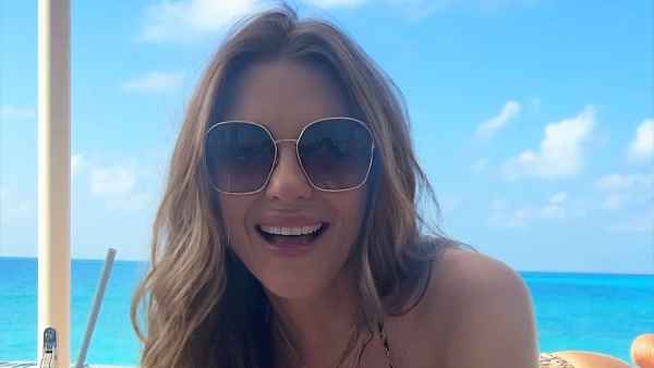 Elizabeth Hurley Stuns in String Bikini and Shares Steamy Bath Pics