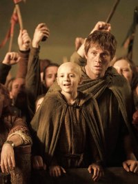 Dexter Sol Ansell and Peter Claffey in A Knight of the Seven Kingdoms