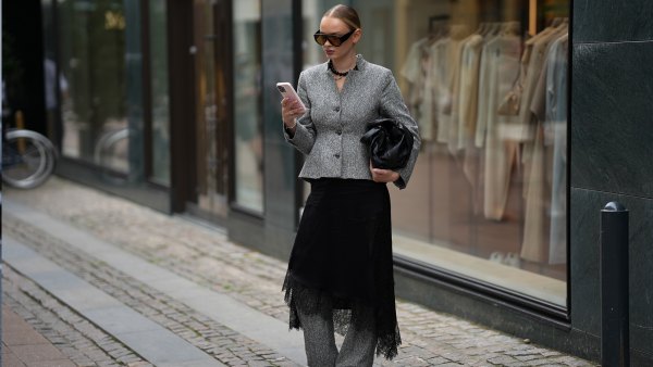 Tummy-Slimming Blouse