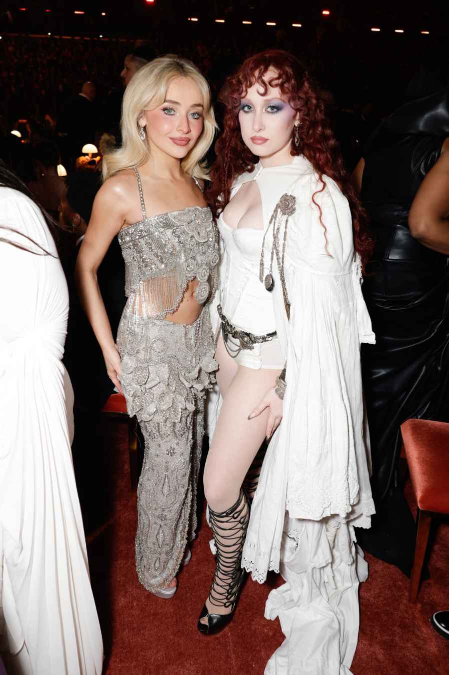 3140926_2151b-sabrina-carpenter-chappell-roan