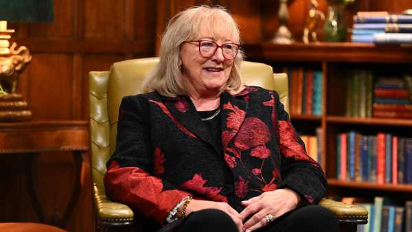 Donna-Kelce-Traitors-NUP_207870_-00217