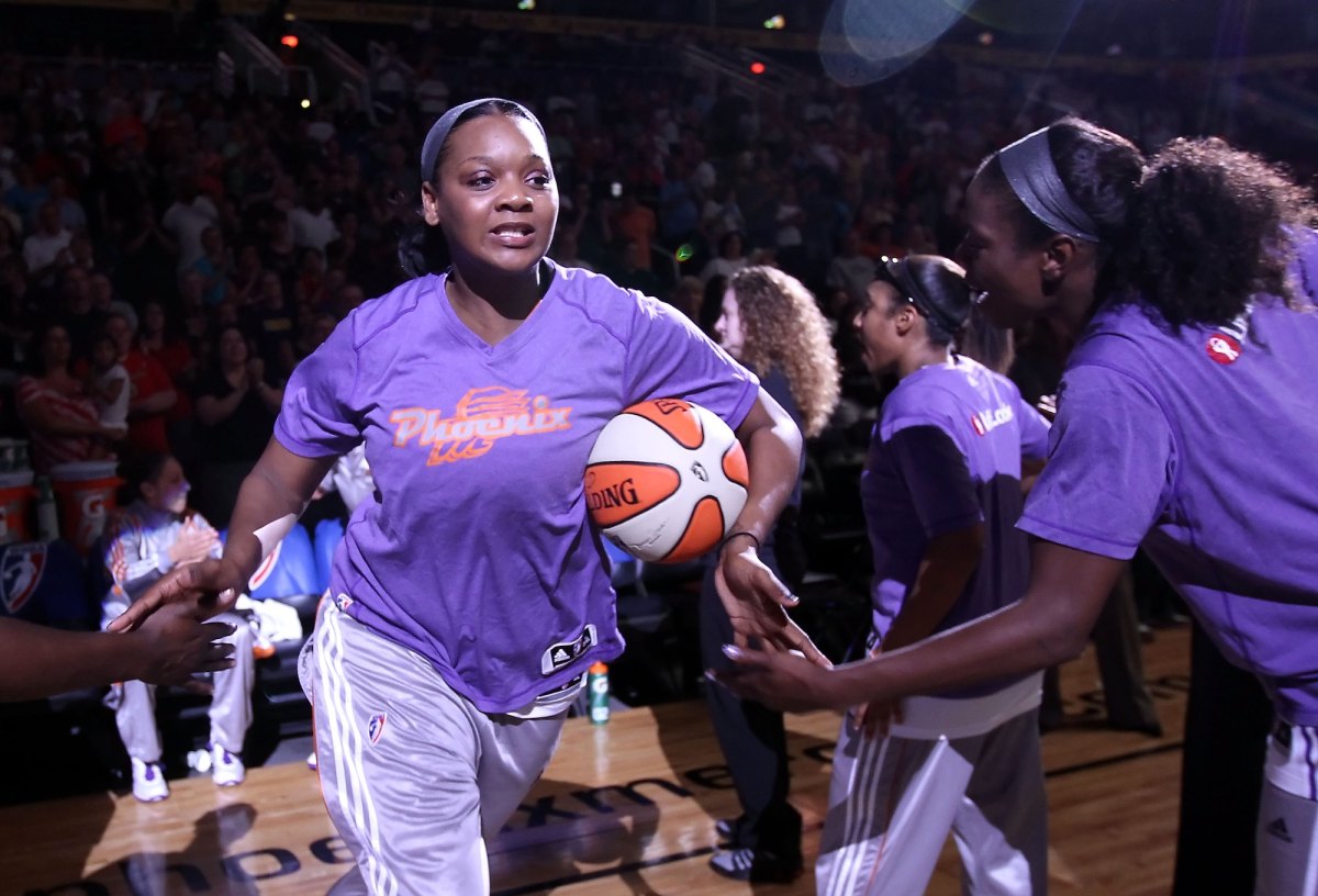 2Time WNBA Champion and AllStar Kara Braxton Dead at 43 What We Know