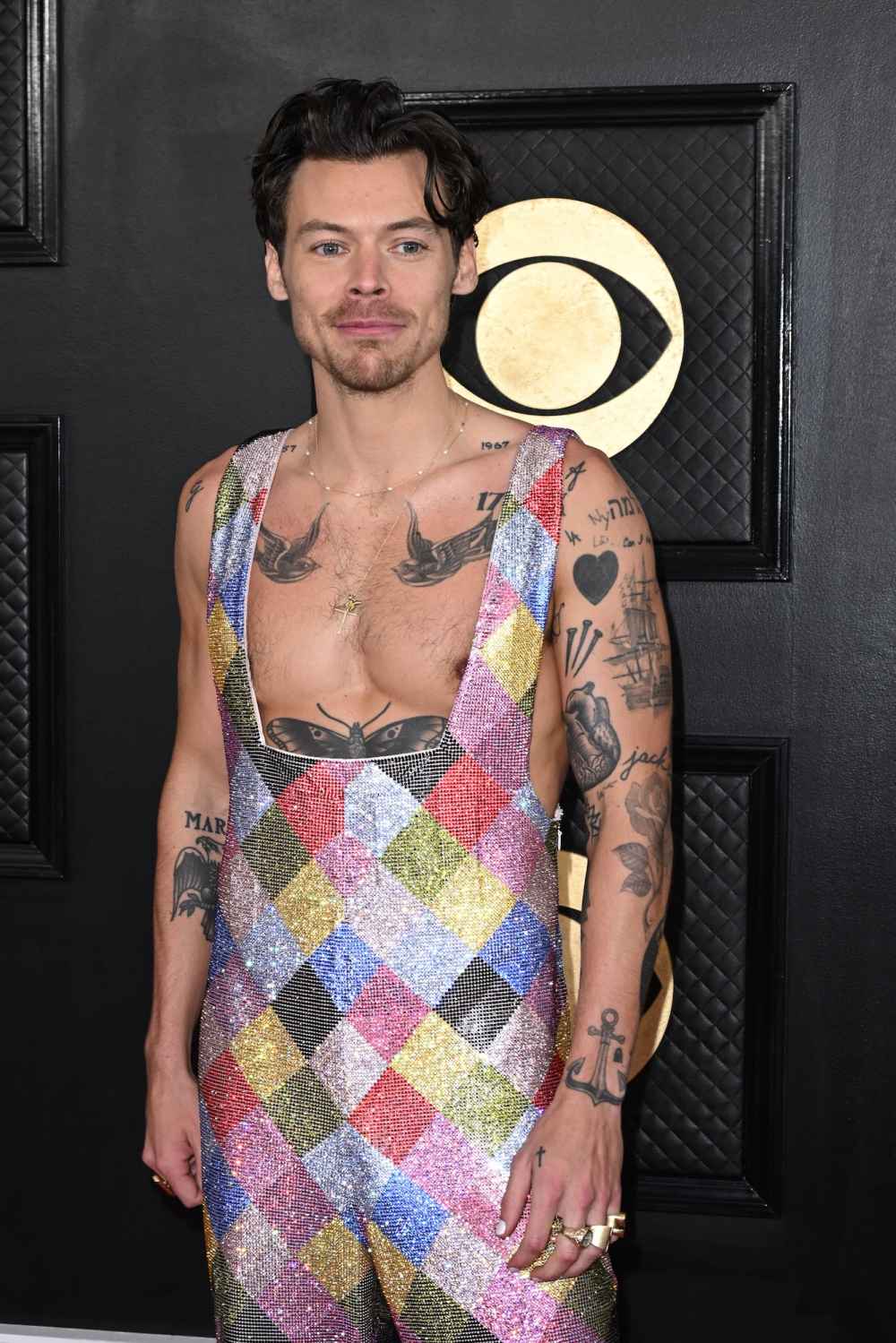 Harry Styles Addresses Rumors About His Hairline and Teeth Being &lsquo;Fake&rsquo;