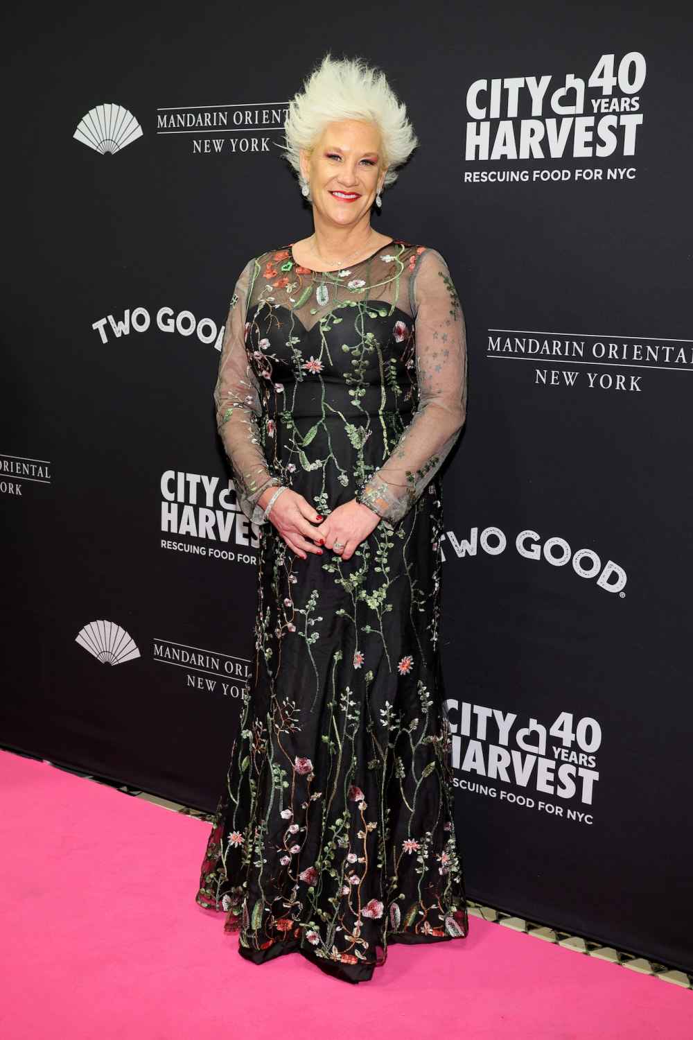 Police Report Reveals Chef Anne Burrell Left 'Suicidal Note&rsquo; Morning of Her Death at Age 55