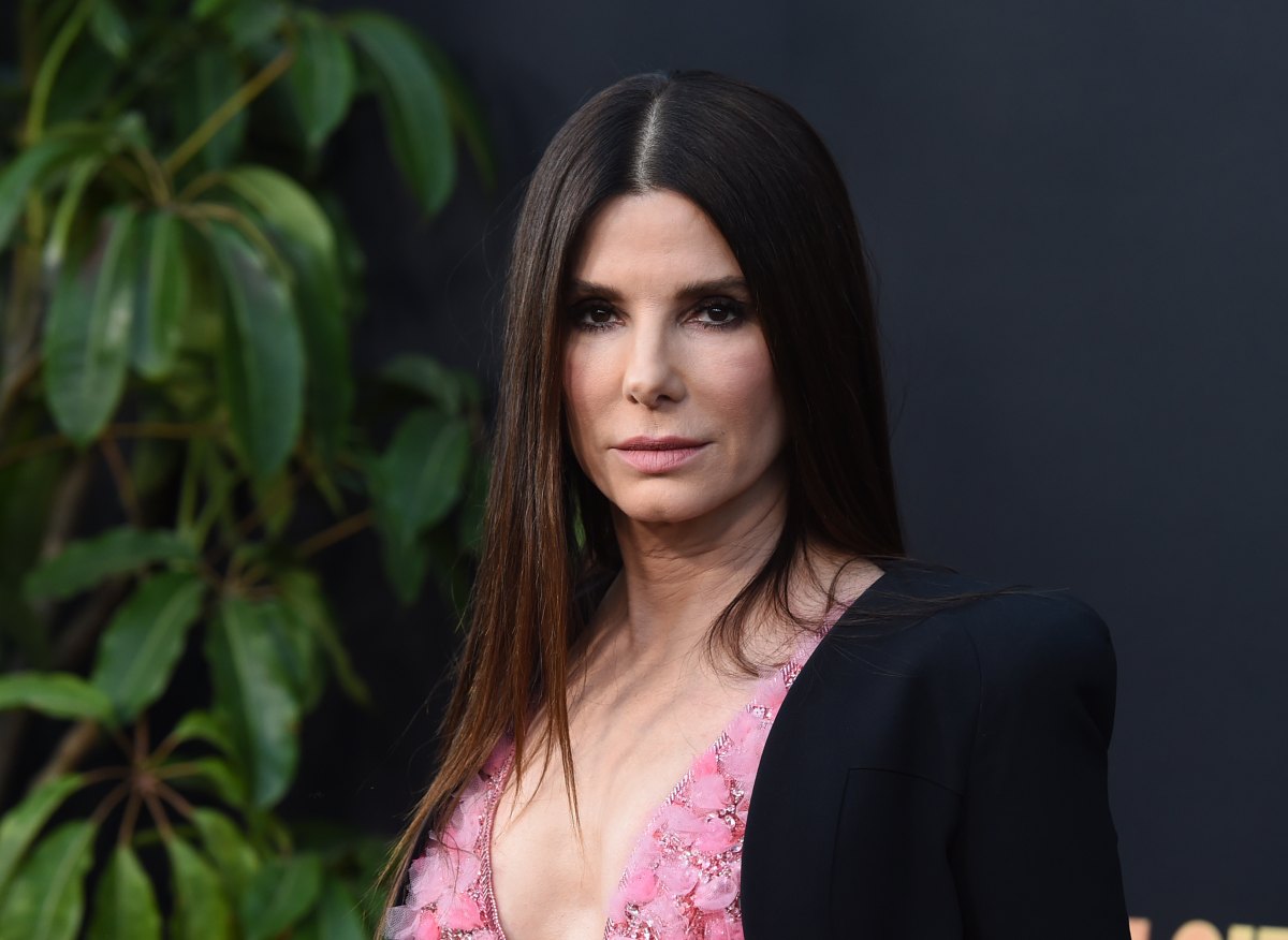 sandra bullock tote
