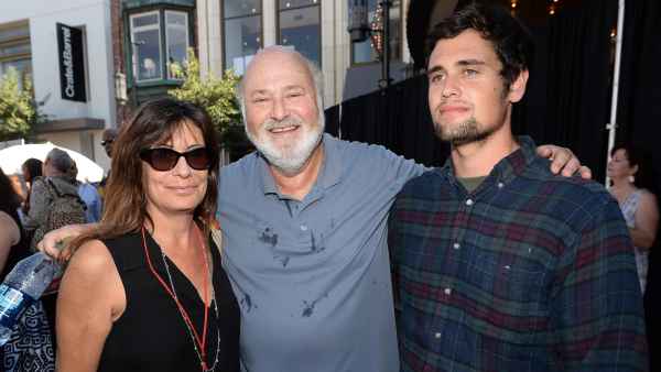 GettyImages-175894760-Nick-Reiner-Enters-Plea-at-Arraignment-for-Rob-and-Michele-Murder.jpg
