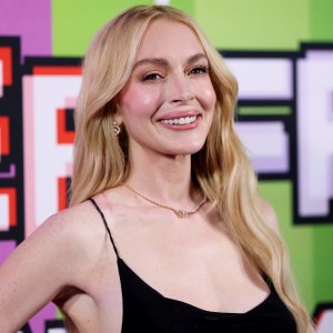 linday lohan workout leggings