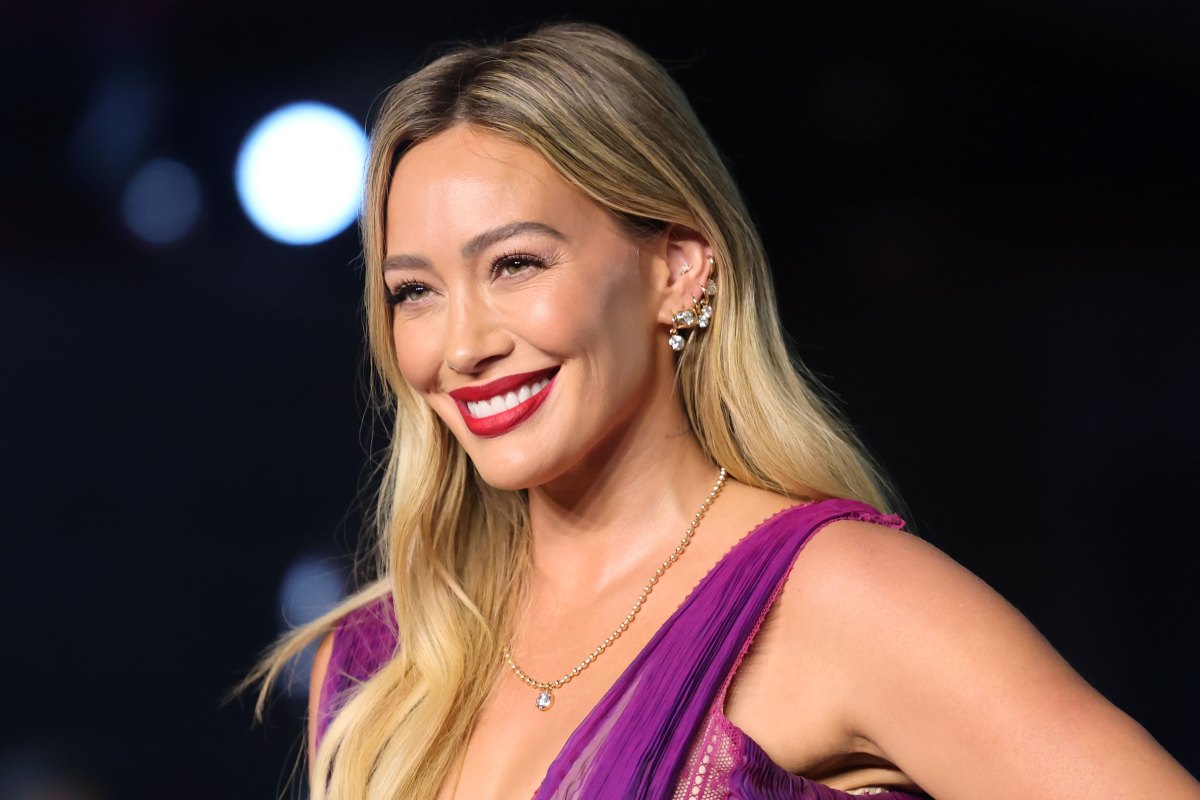 Hilary Duff tanner