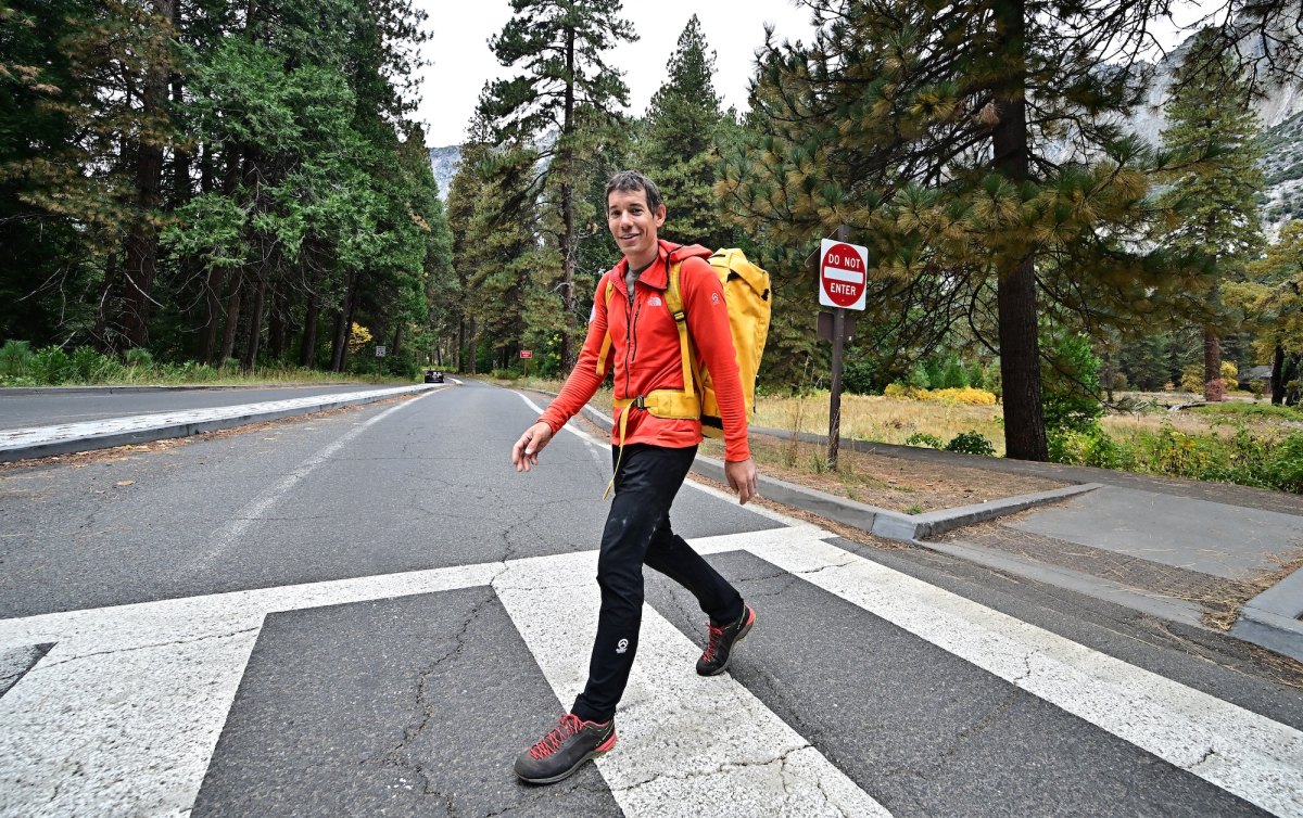 Alex Honnold on How He Poops During Climbs When It Happens It Happens