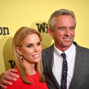 GettyImages-655315124 Cheryl Hines Admits Painful Friendship Fallouts Over RFK Jr. Marriage