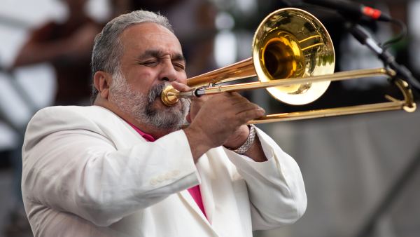 Willie Colón.