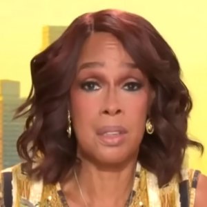 Promo Gayle King Fights Back Tears Over Savannah Guthrie Missing Mom Nancy