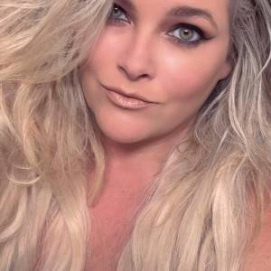 Americas Next Top Model Winner Whitney Thompson Says Tyra Banks Wasnt Initially Part of Netflix Doc