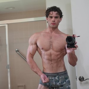 Who Is Clavicular Meet Controversial Influencer Braden Peters Whos All About Looksmaxxing