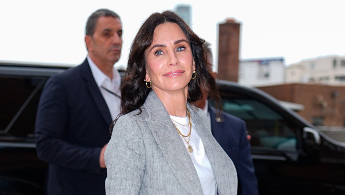NEW YORK, NY - JUNE 26: Courteney Cox is seen on June 26, 2025 in New York City. (Photo by XNY/Star Max/GC Images)