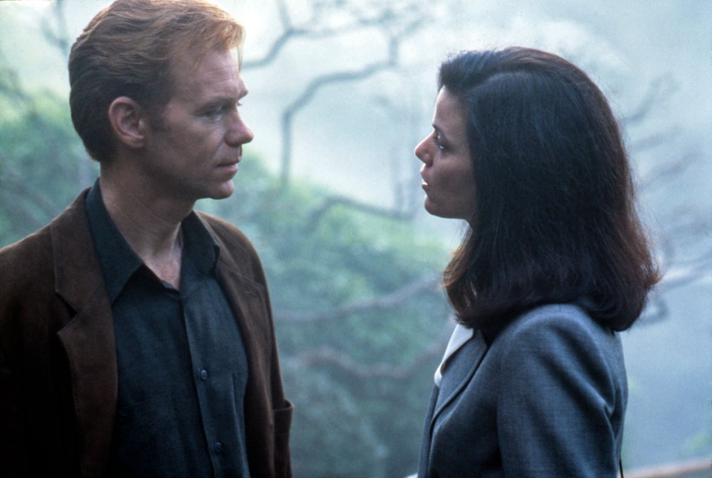 David Caruso and Linda Fiorentino in Jade
