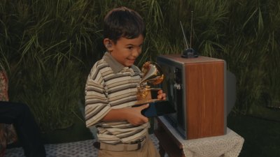 Who Is Lincoln Fox Meet the Boy Who Went Viral for Appearing in Bad Bunny Super Bowl Halftime Show