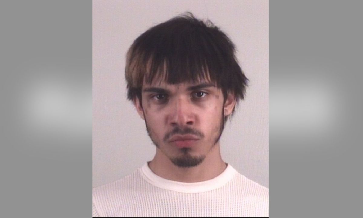 Texas Man Arrested After Fatally Stabbing Mother, Fleeing Home With 4-Year-Old Nephew