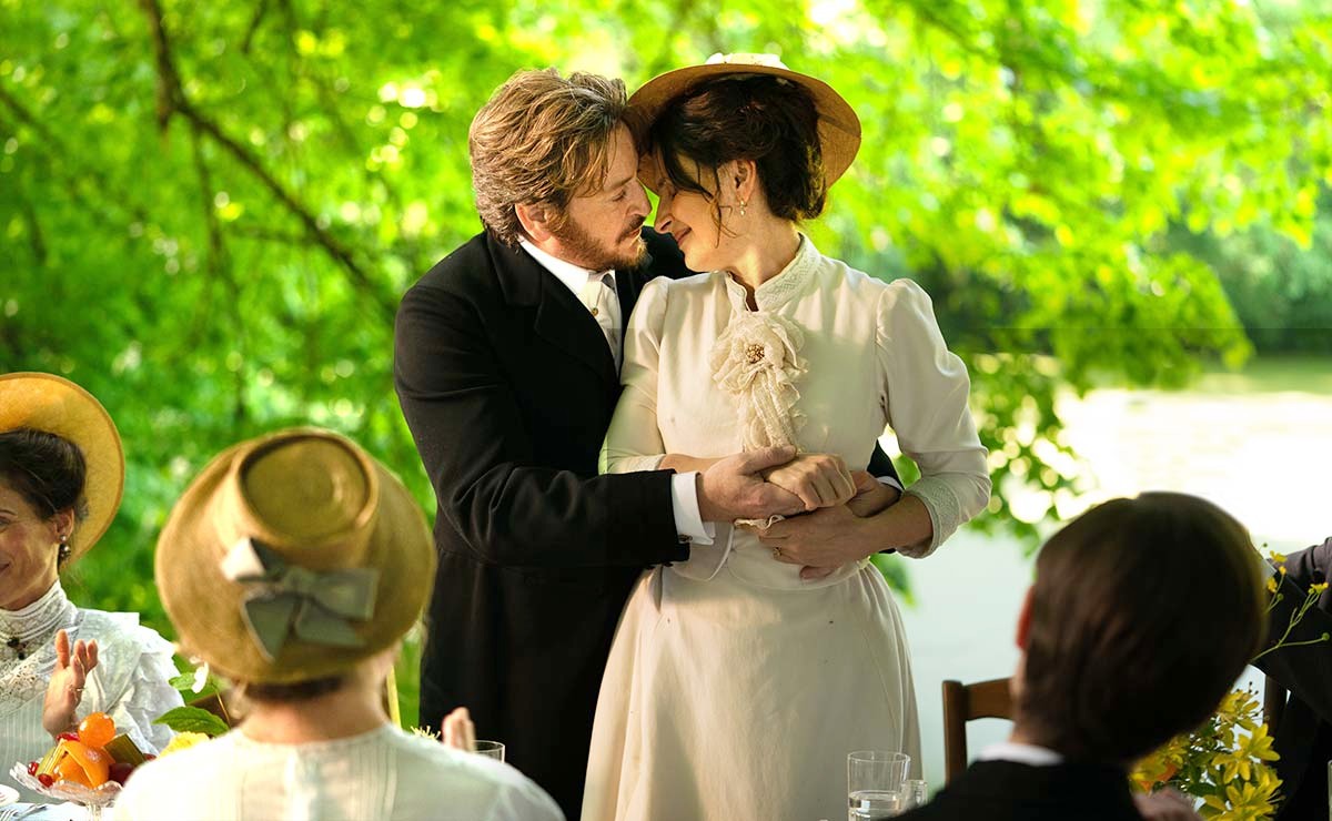 Benoit Magimel and Juliette Binoche in The Taste of Things