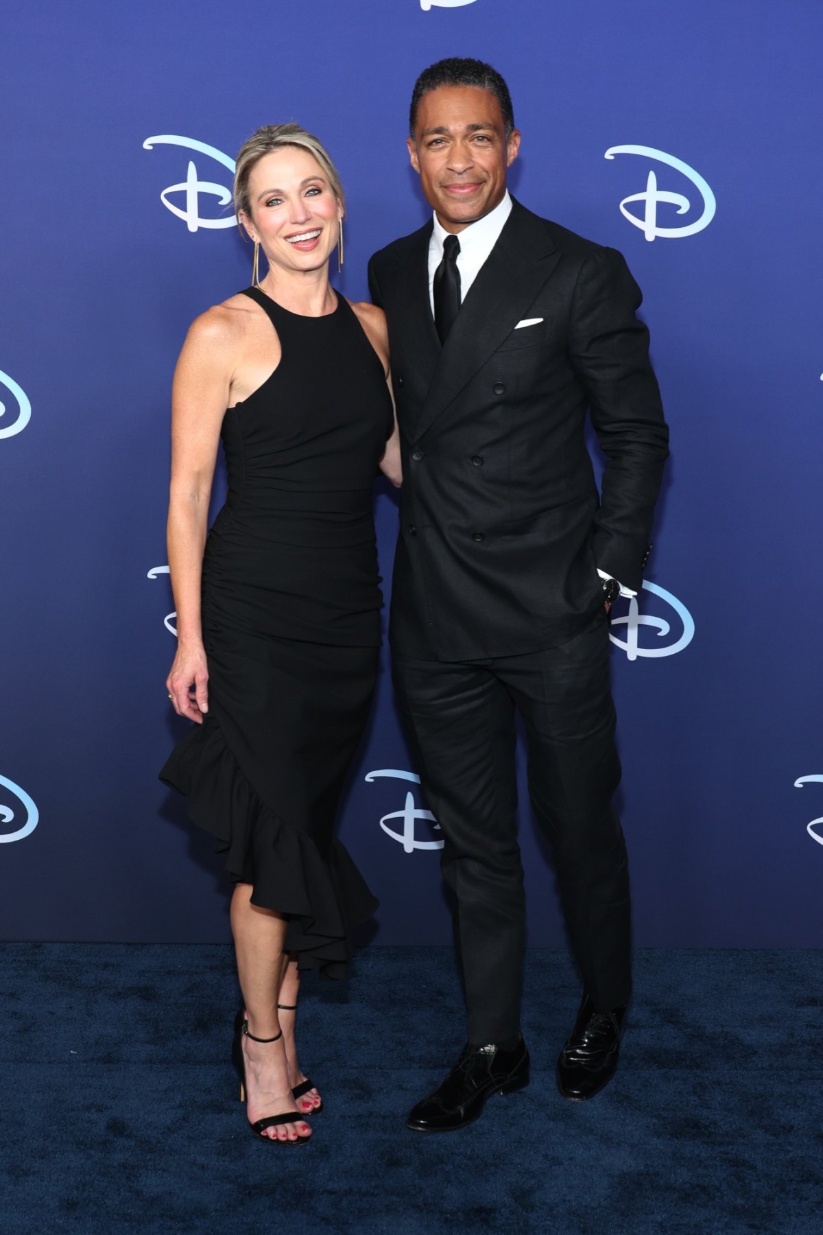 Amy Robach and Fiance TJ Holmes Have Been Approached by Netflix for Project About Their Love Story